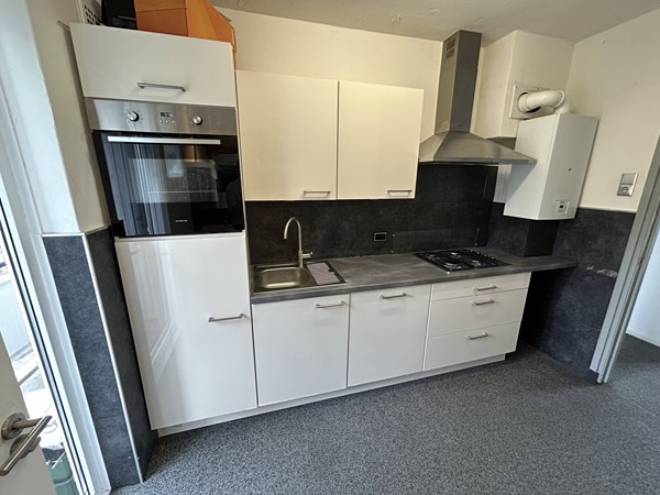 Medium property photo - Mgr. Feronstraat 10, 6414 CA Heerlen
